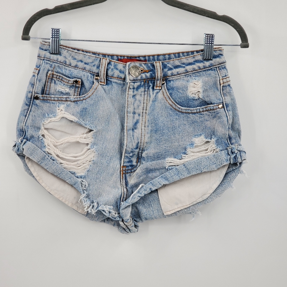 ◇◇ Signature8 Destroyed High Rise Rolled Hem Denim Shorts Size Small